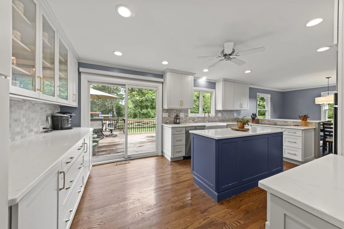 Photo of 3N149 Lynn Drive