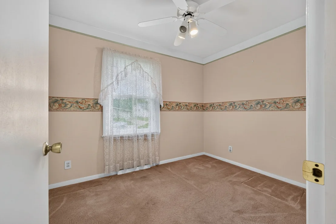 Photo of 405 Warren Avenue