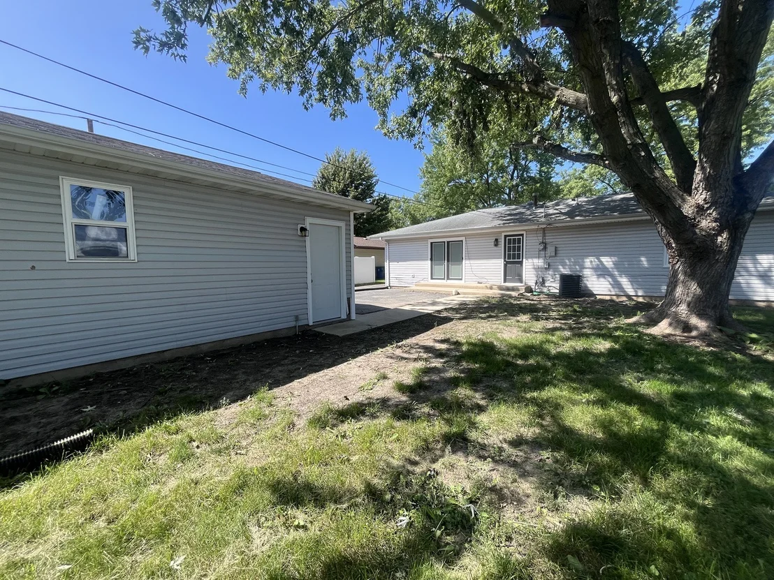 Photo of 11 bonds Drive