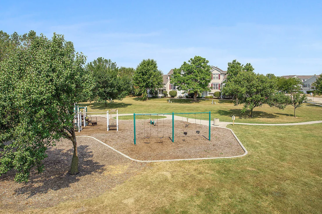 Photo of 3047 Woodside Drive