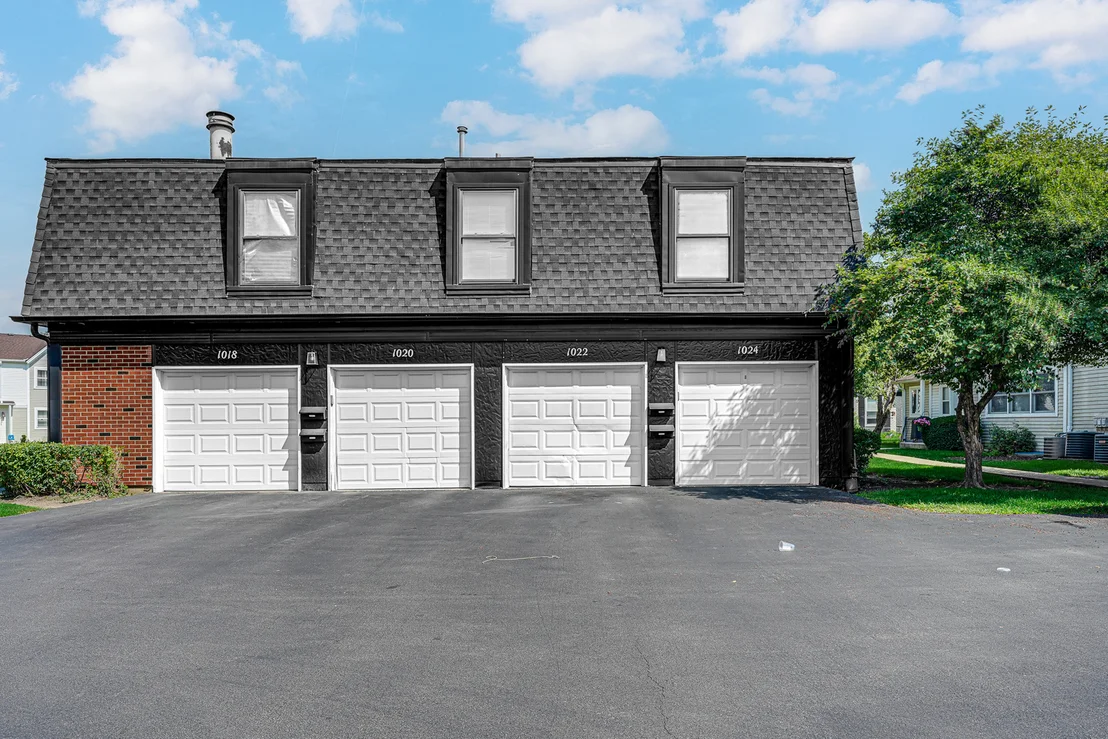 Photo of 1022 Inverrary Lane