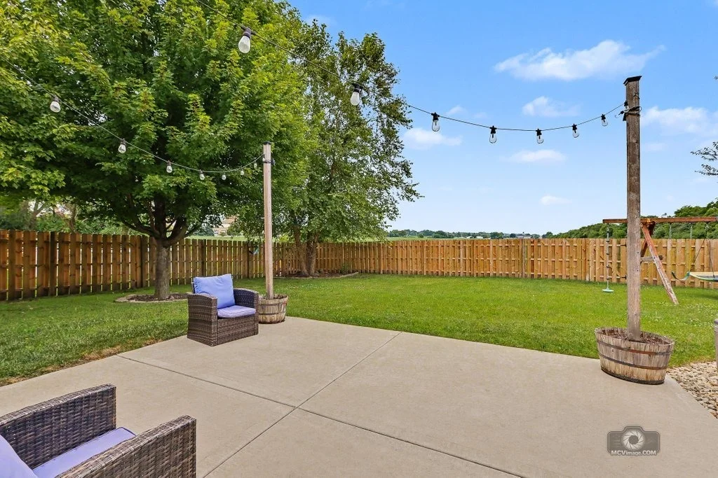 Photo of 437 Raintree Drive