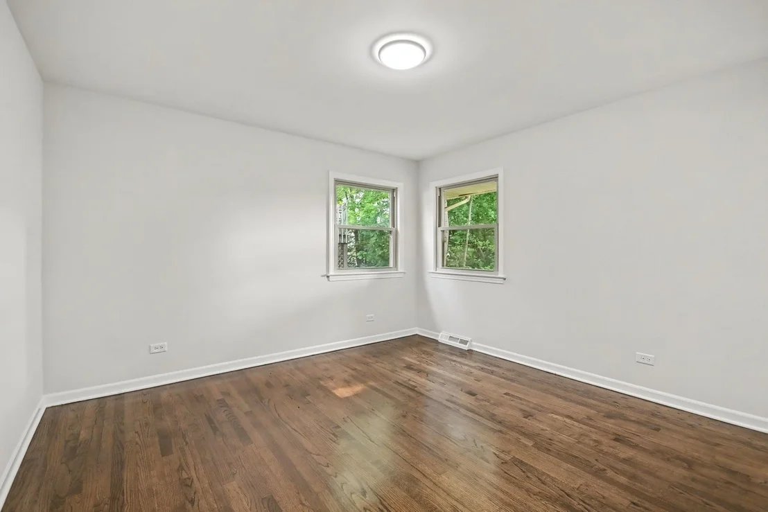 Photo of 209 Maureen Drive