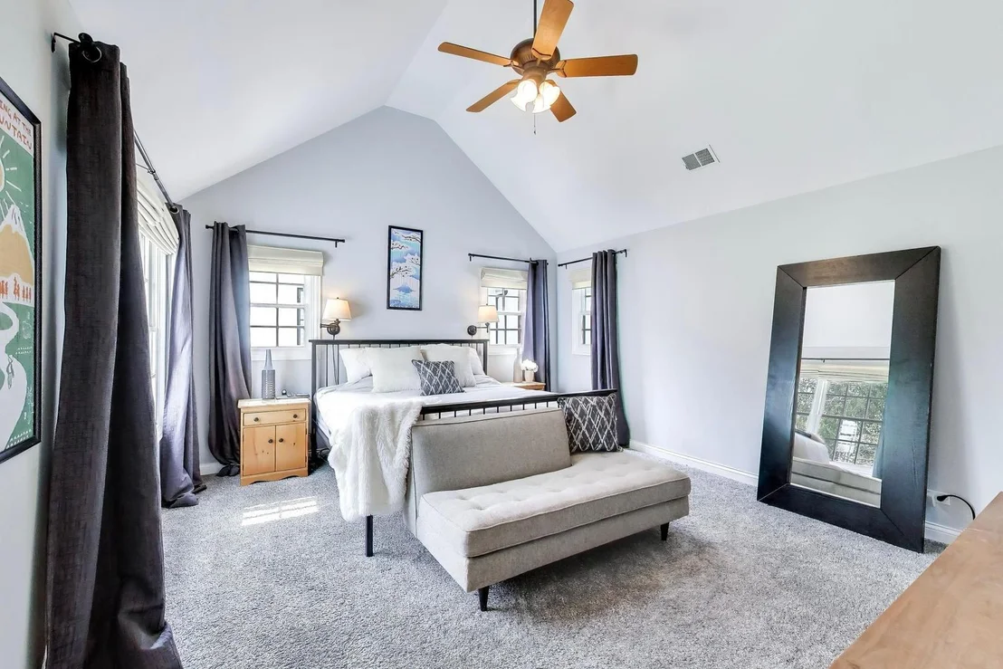 Photo of 2214 Ash Lane