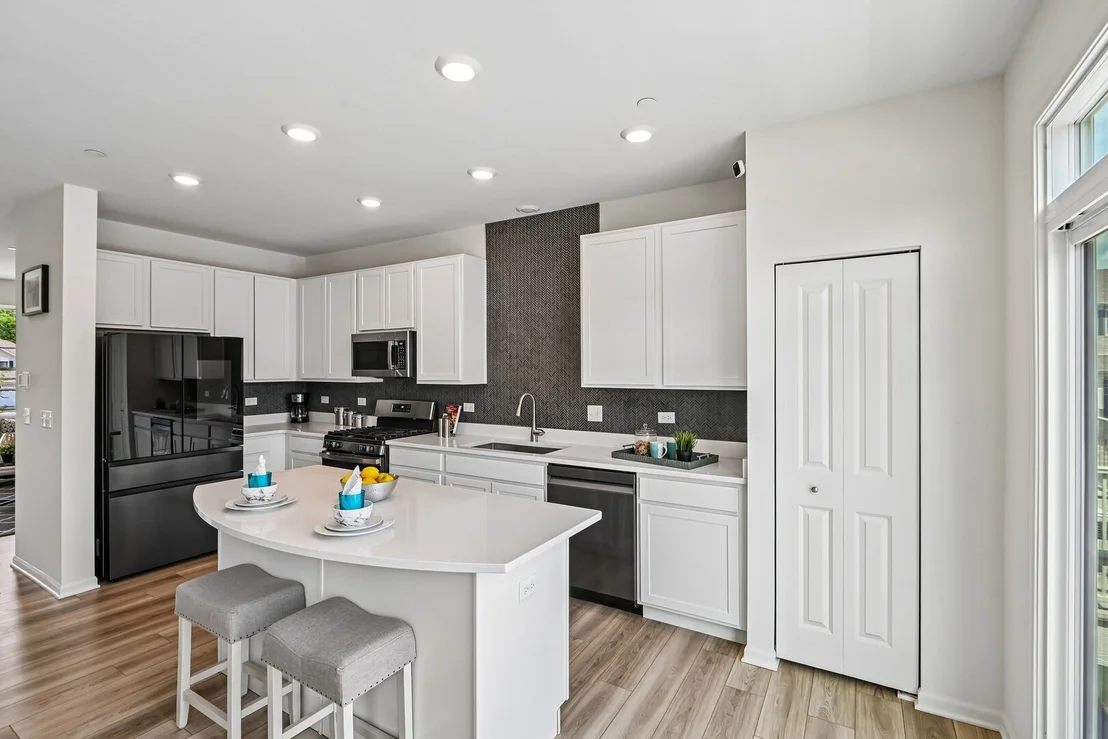 Photo of 1611 Bentz Way