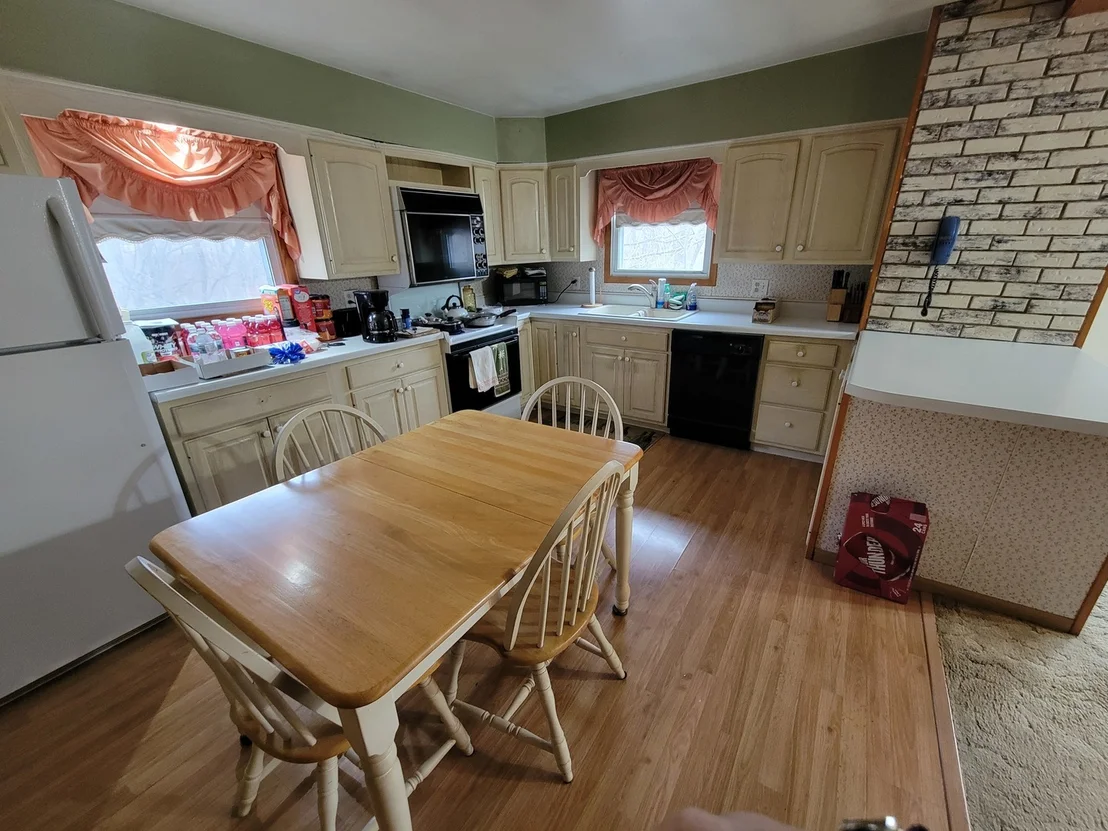 Photo of 408 E 4th Street