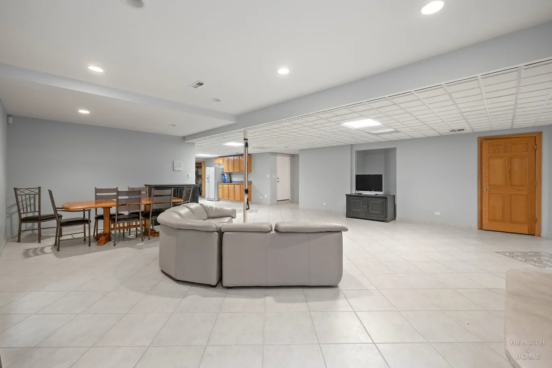 Photo of 1760 W Whispering Court