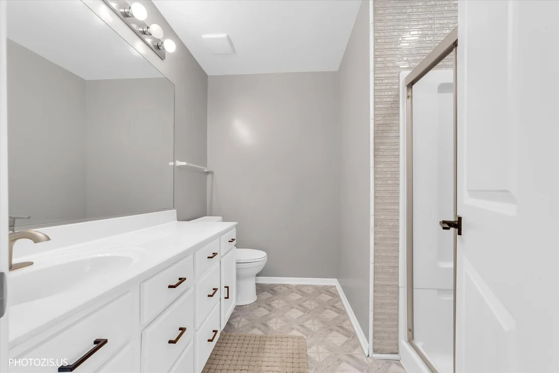 Photo of 1331 Acorn Drive