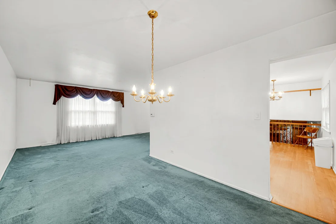 Photo of 986 Harvard Lane
