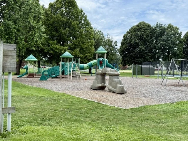 Photo of Unit A at 5 Evergreen Circle