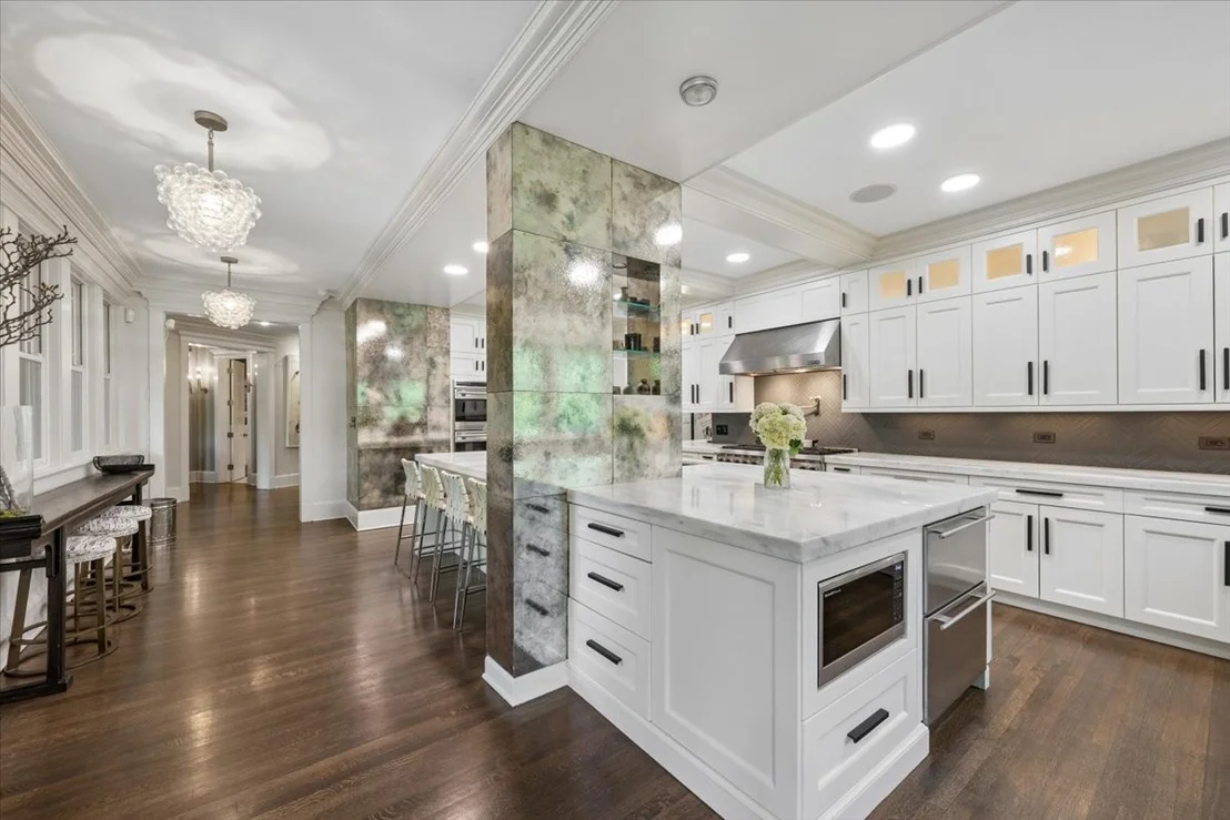 Photo of 395 Greenleaf Avenue
