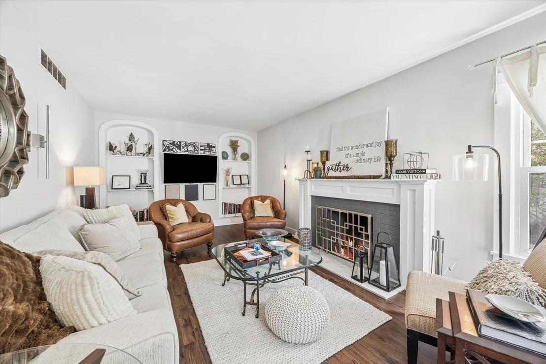 Photo of 223 Southcote Road