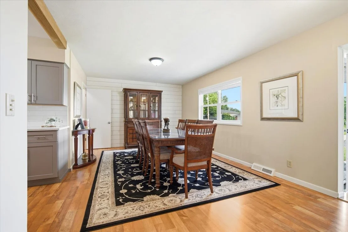 Photo of 203 Highview Drive