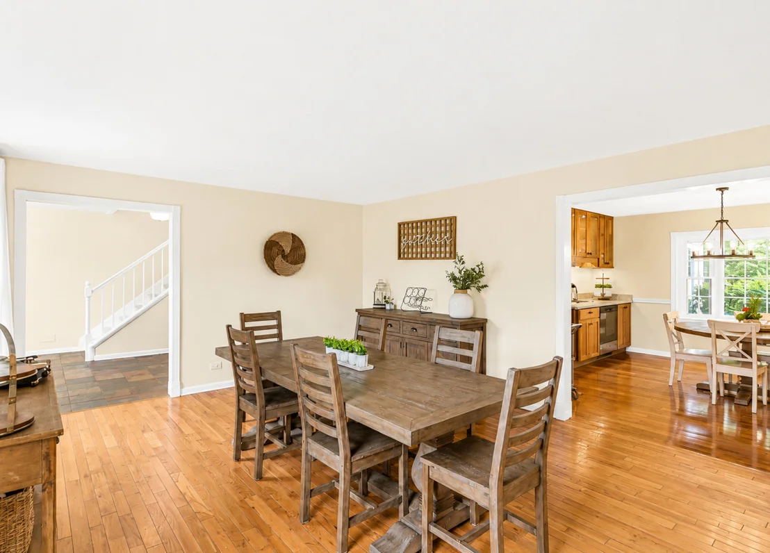 Photo of 38W643 Bittersweet Lane