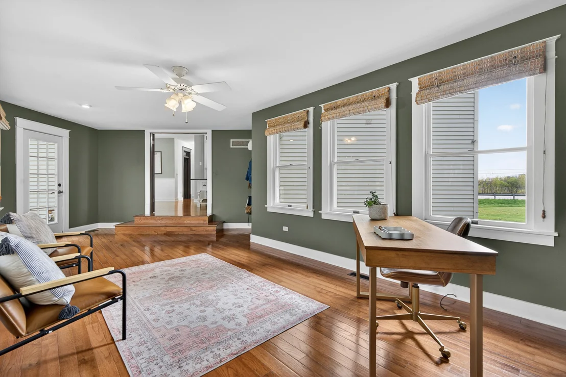 Photo of 28364 N Lakeview Circle