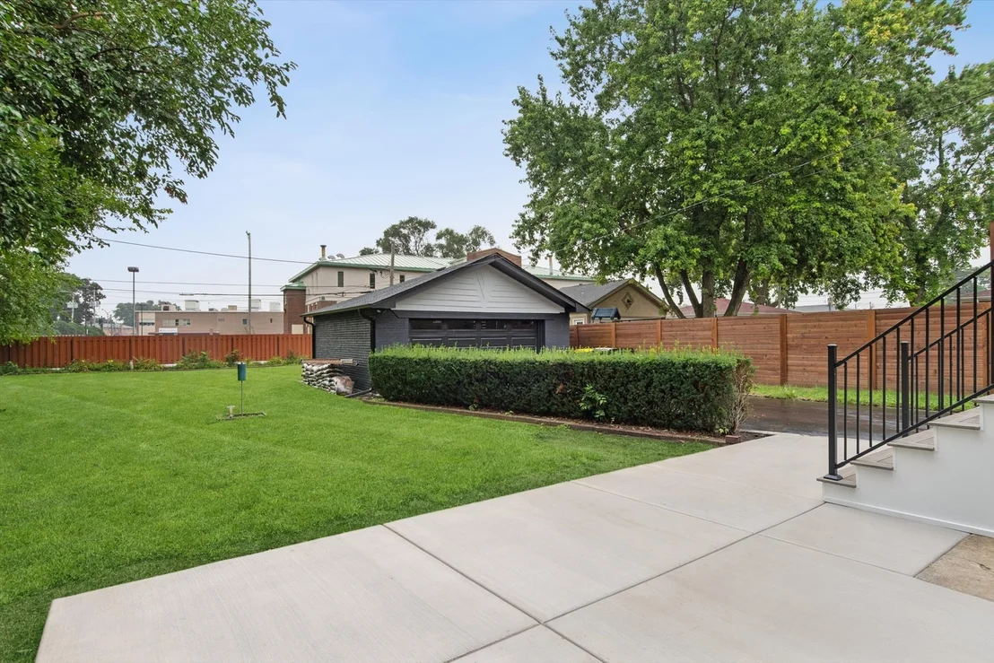 Photo of 354 Lionel Road