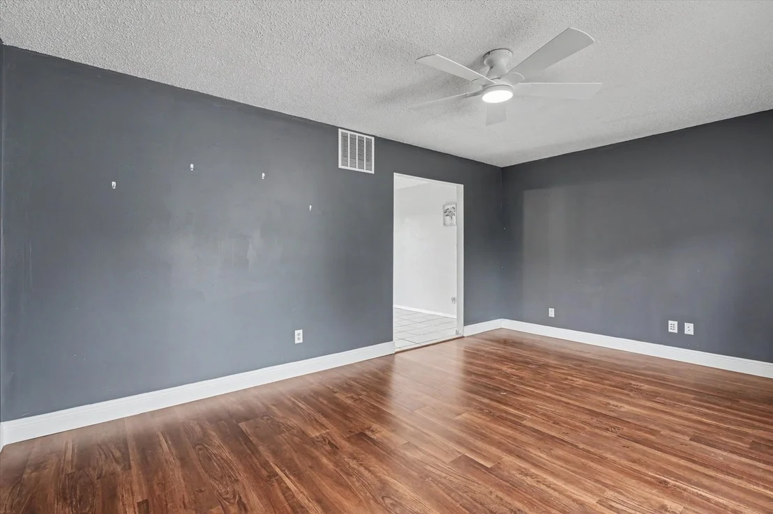 Photo of 2229 Jeffery Drive