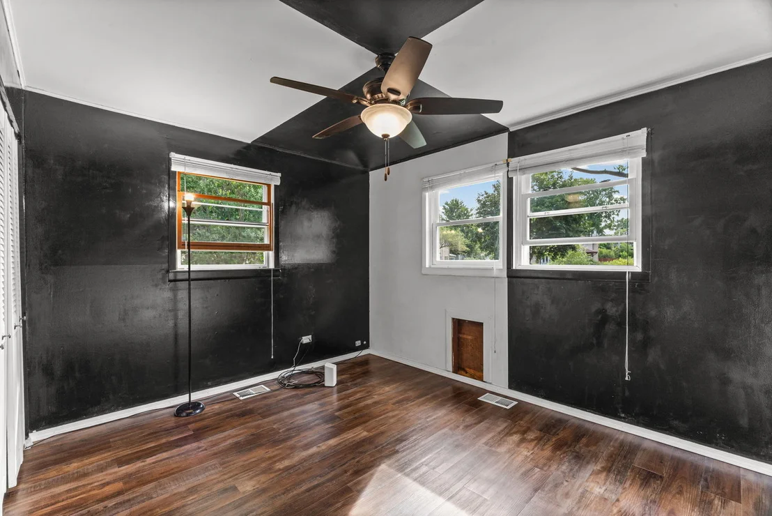 Photo of 2205 Bluebird Lane