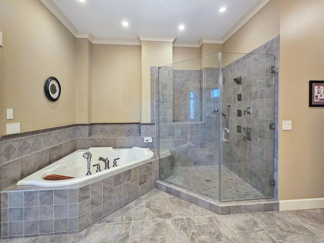 Photo of 14183 Thomson Road