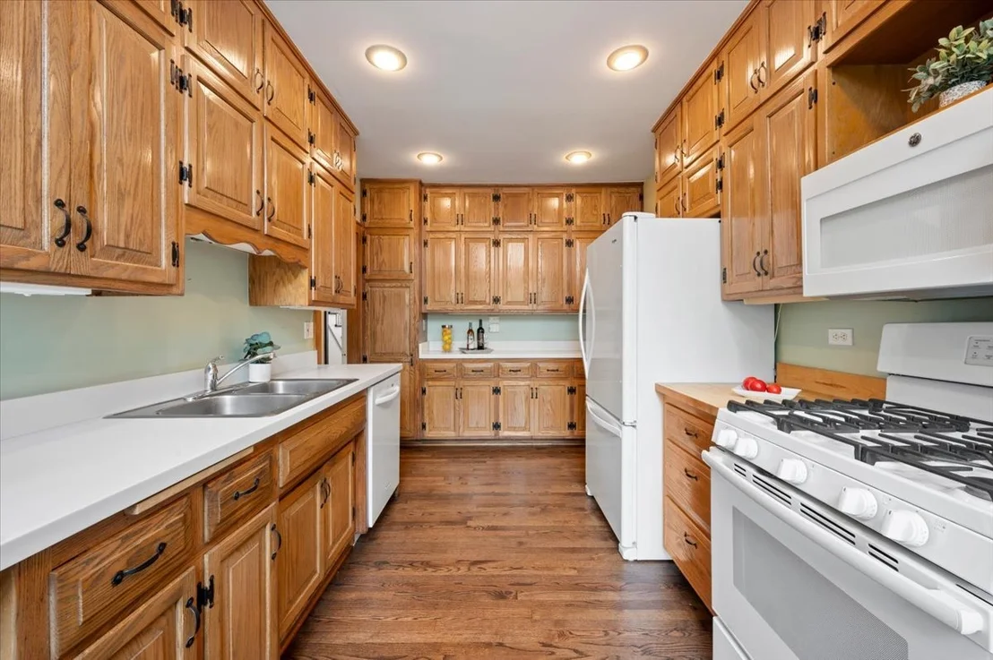 Photo of 3211 Park Place