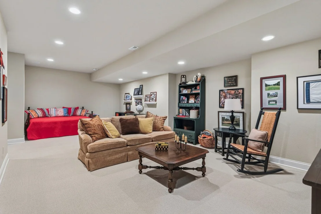 Photo of 4706 Chestnut Grove Drive