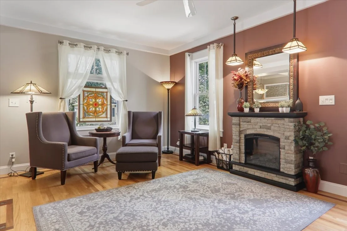 Photo of 222 S Florence Avenue