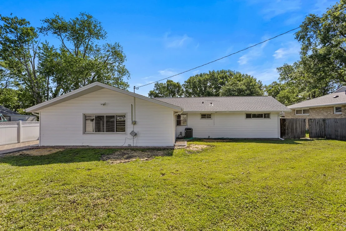 Photo of 405 Dodson Drive E