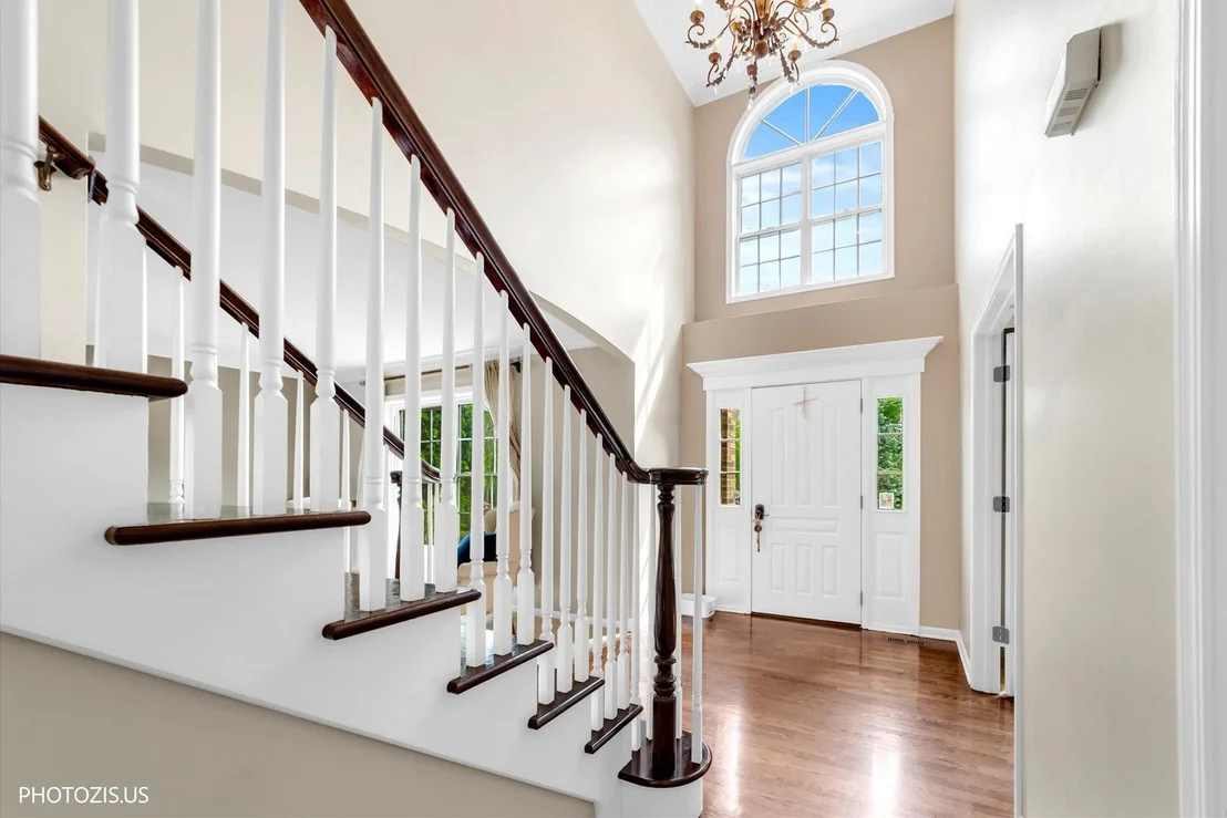 Photo of 80 CHESTNUT Court
