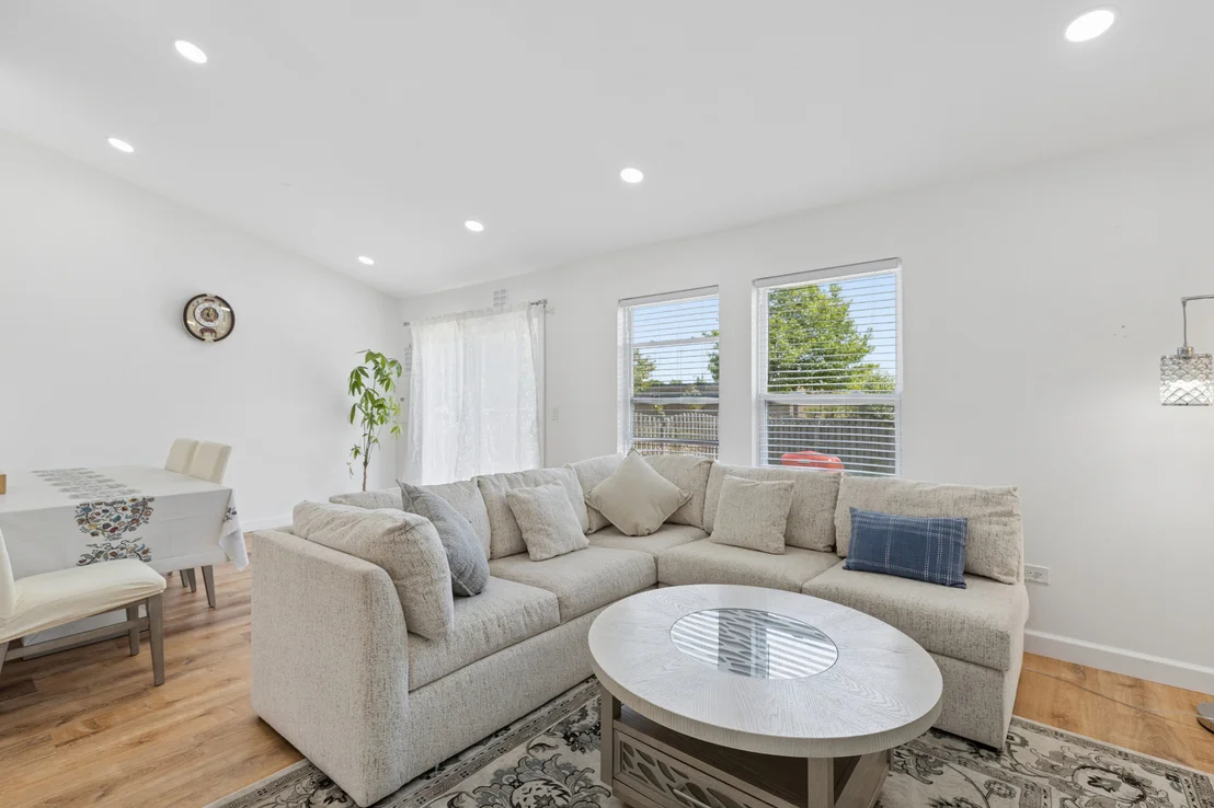 Photo of 500 Lyon Drive