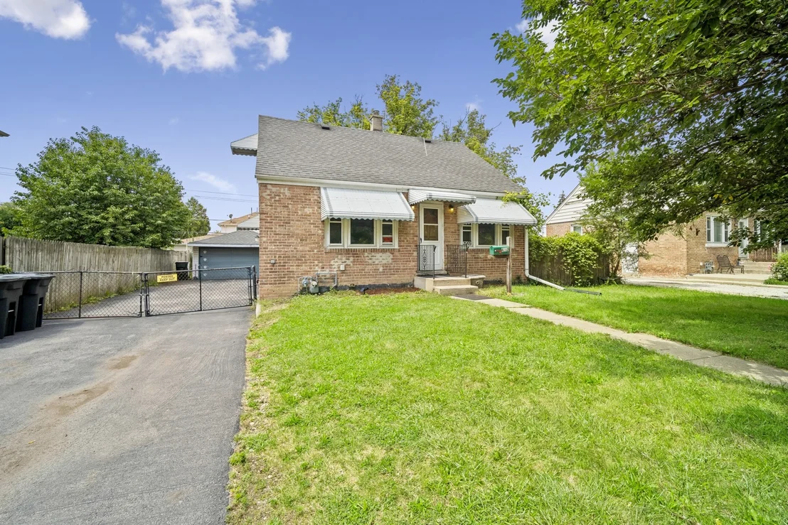 Photo of 4702 River Road