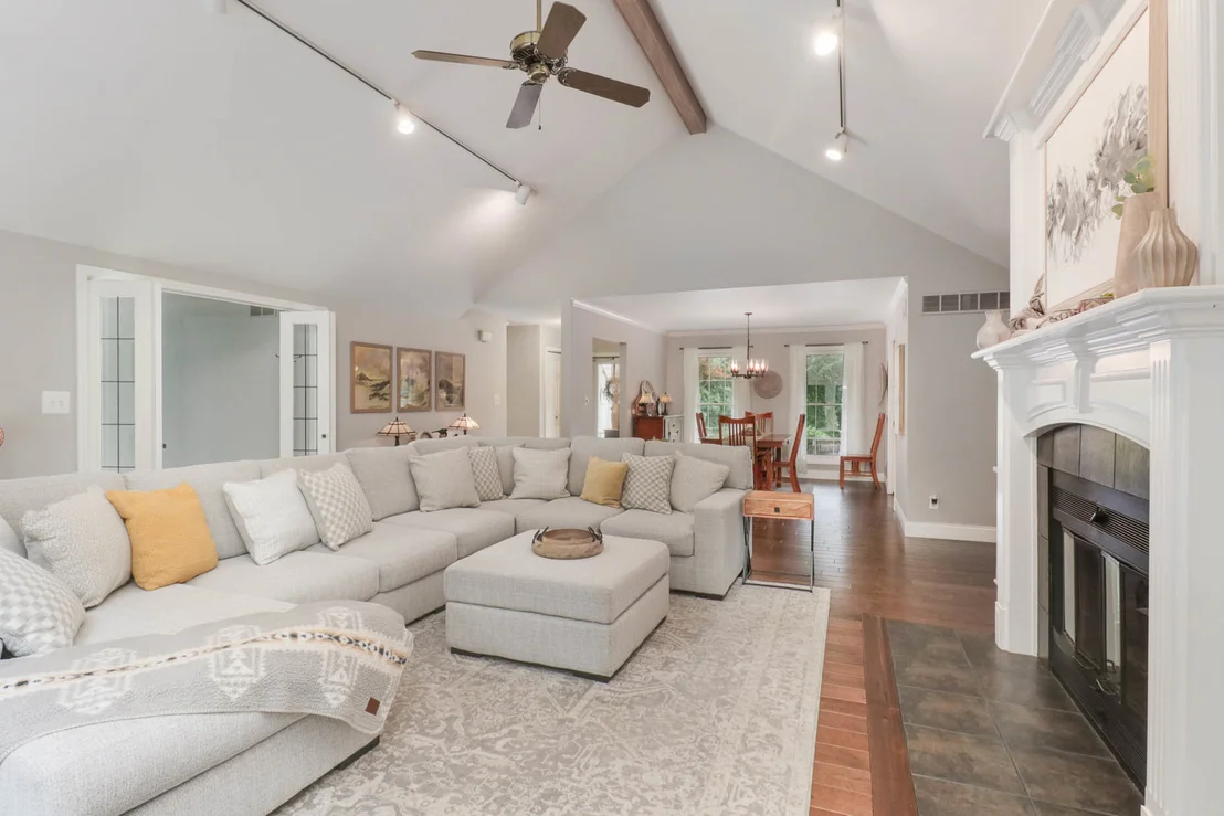 Photo of 1701 Sweetbriar Drive