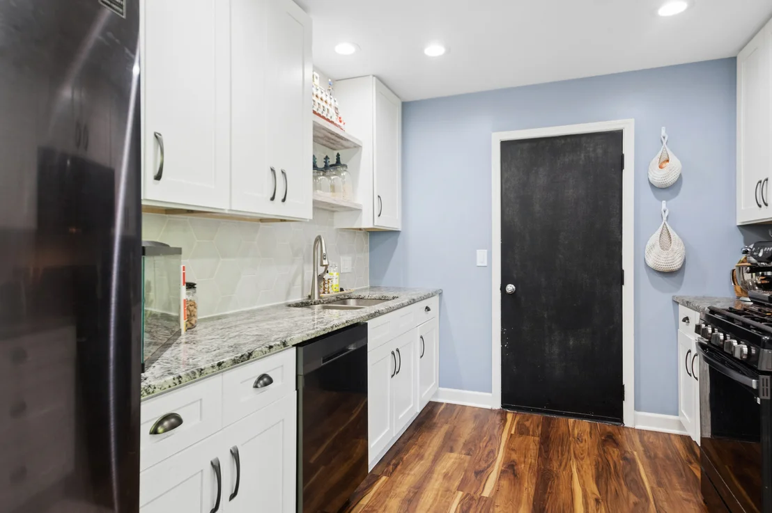 Photo of 1054 Brunswick Harbor