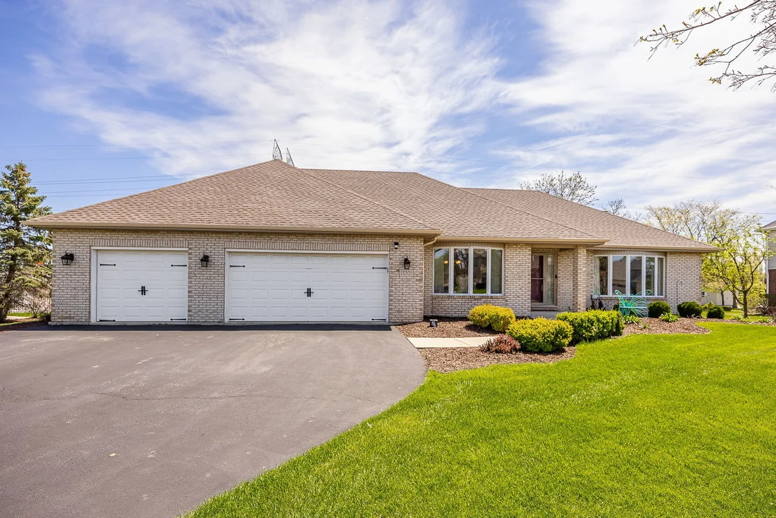 Photo of 13201 Meadow Hill Lane