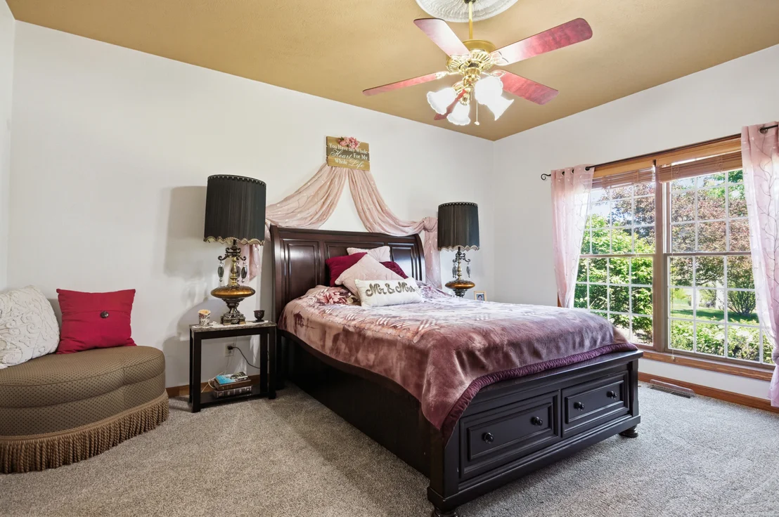 Photo of 2102 Laurel Park Place