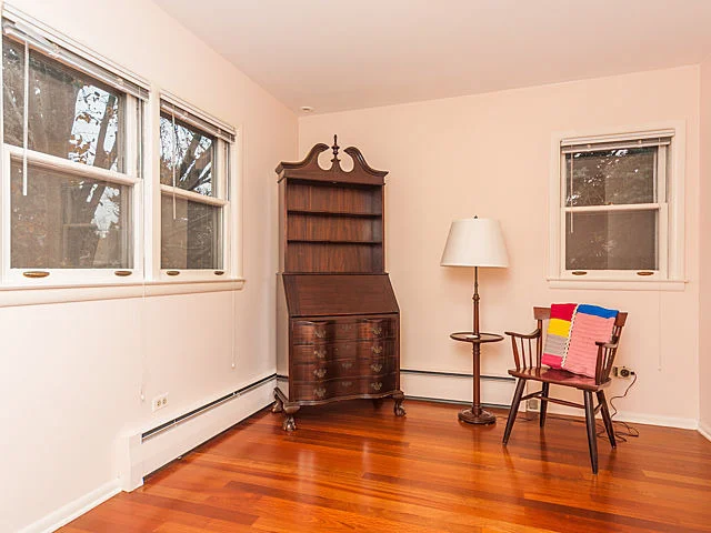 Photo of 446 HIGHCREST Drive