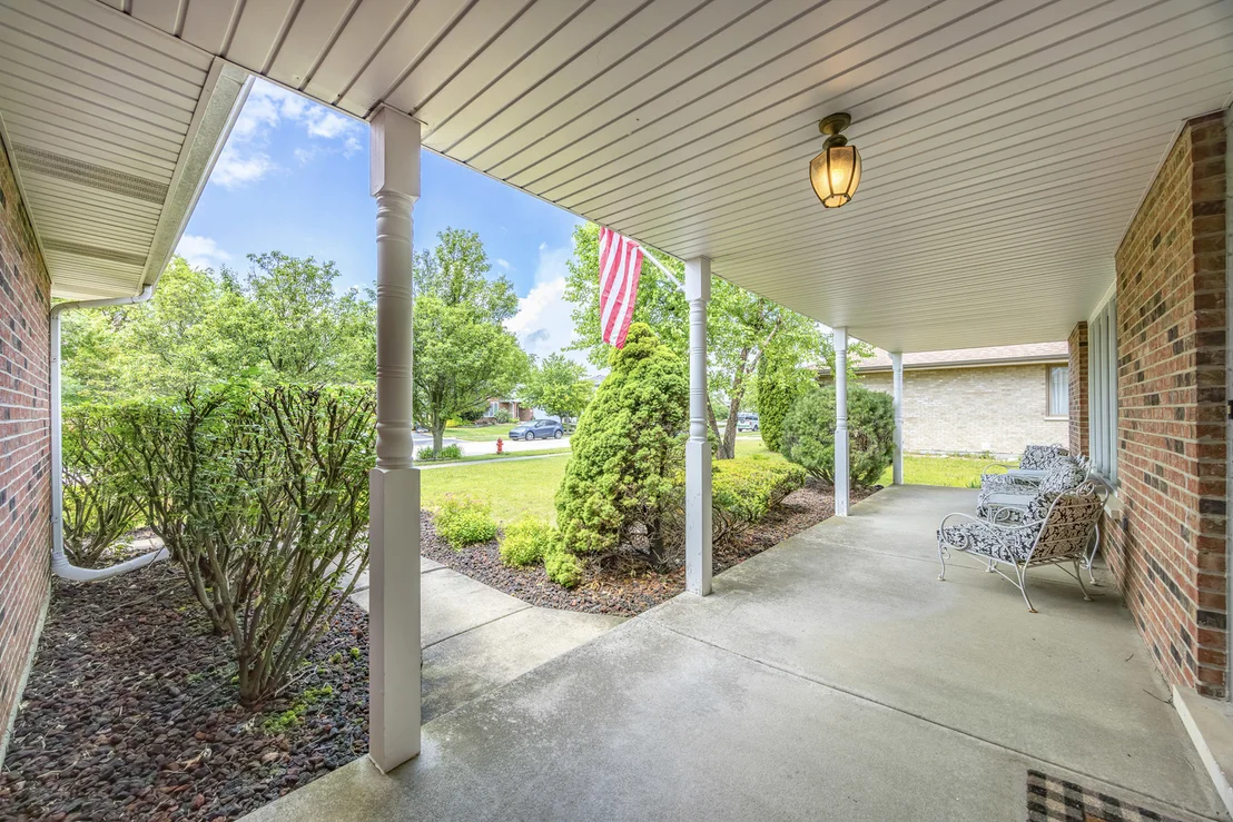 Photo of 800 Lisdowney Drive