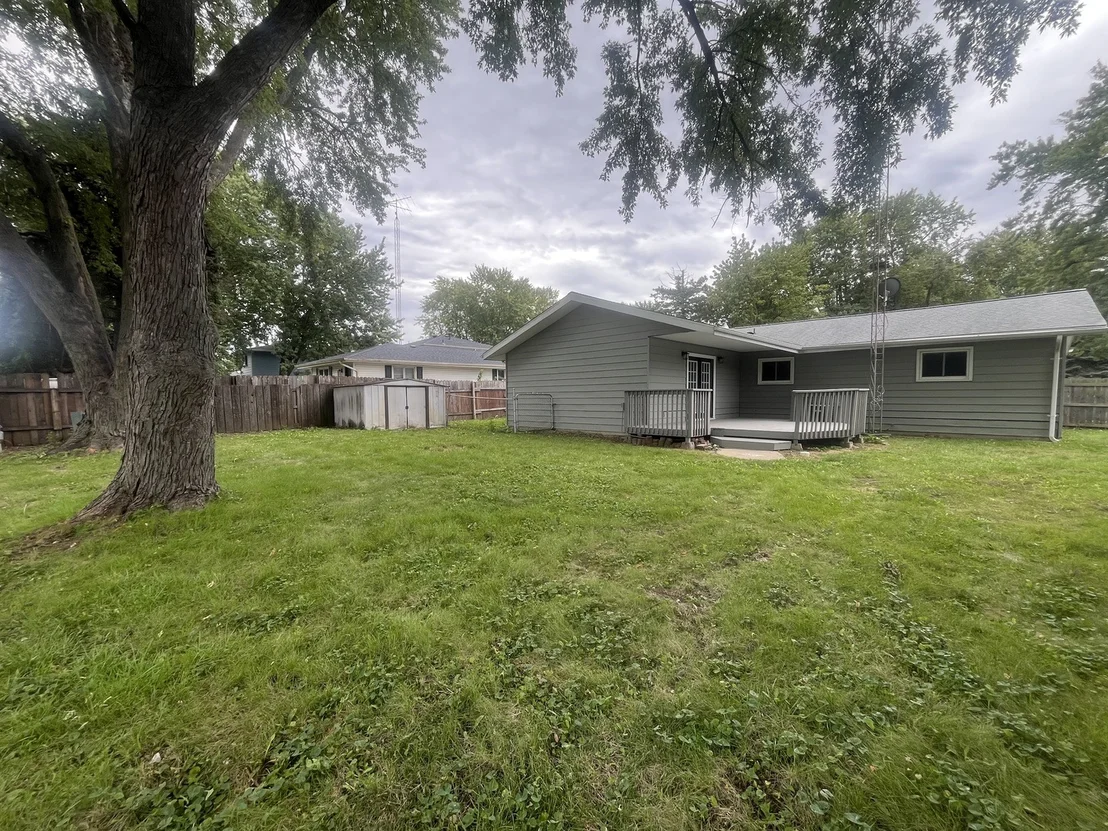 Photo of 370 KAREN Drive