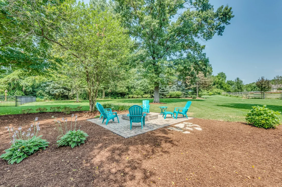 Photo of 8N669 Edgewood Road