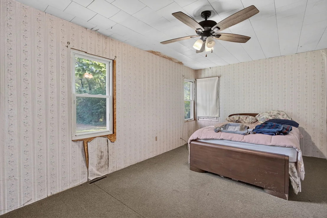 Photo of 406 W 3rd Street