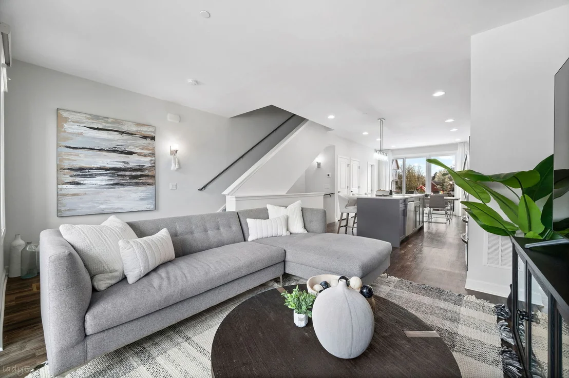 Photo of 1209 Shermer Road