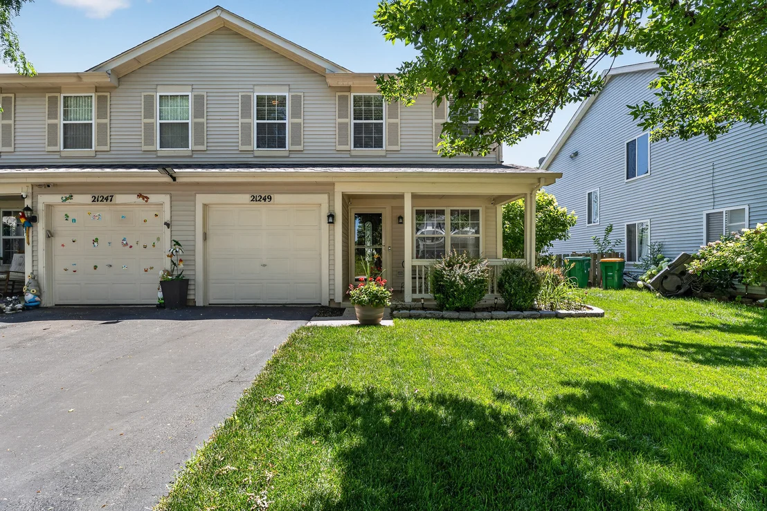 Photo of 21249 W Edison Lane