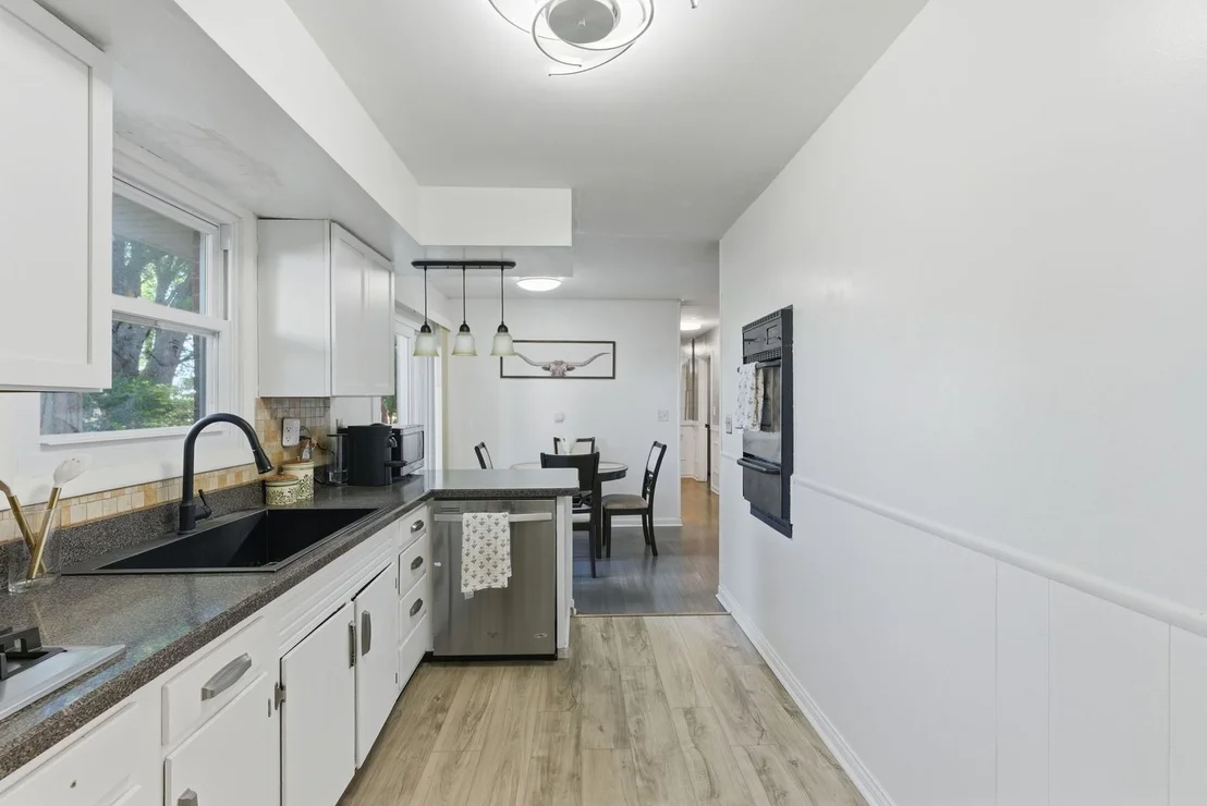 Photo of 120 Terry Drive