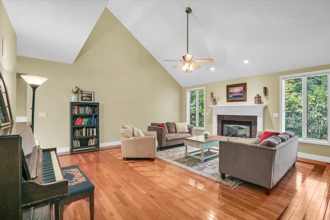Photo of 1516 River Bluff Drive