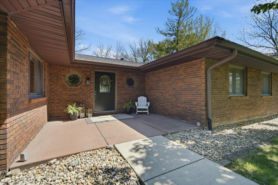 Photo of 19316 Nottingham Drive