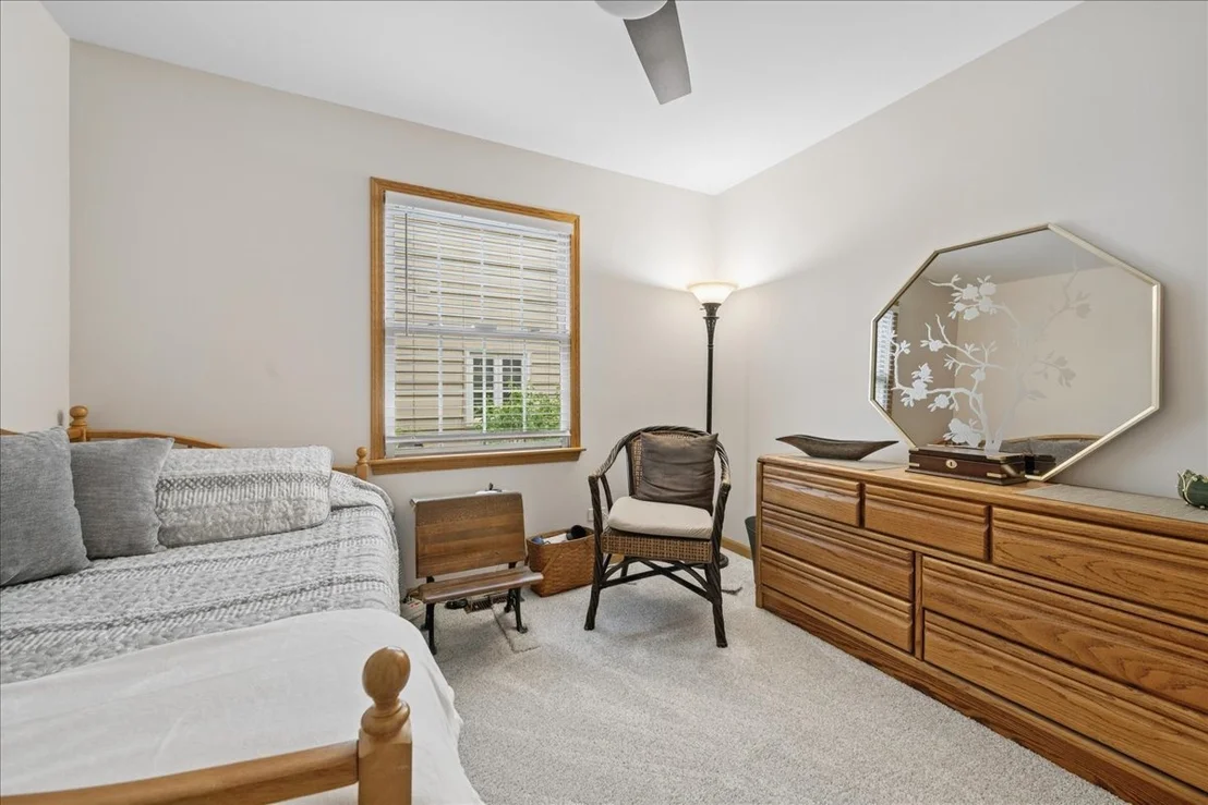 Photo of 569 Rose Lane