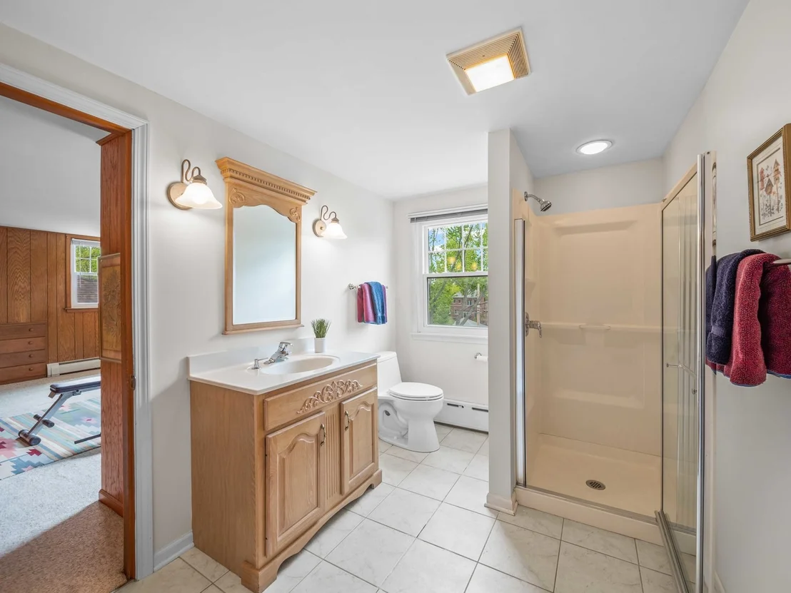 Photo of 1115 Forest Avenue
