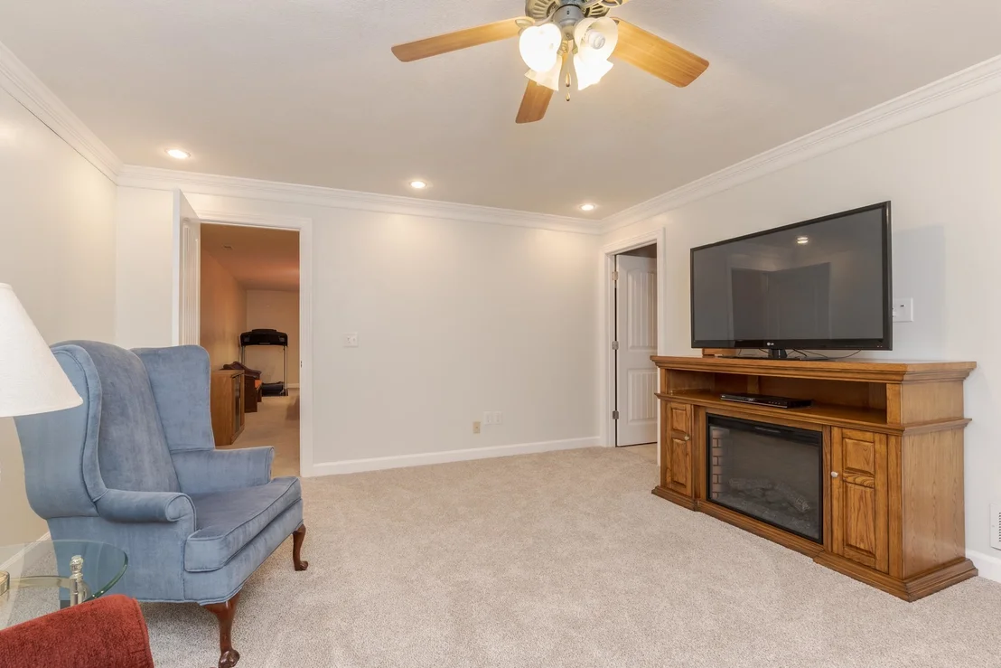 Photo of 2030 Escalade Road