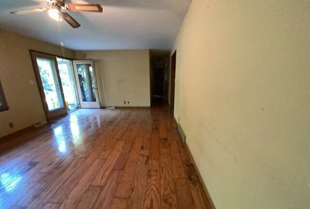 Photo of 13090 River Road