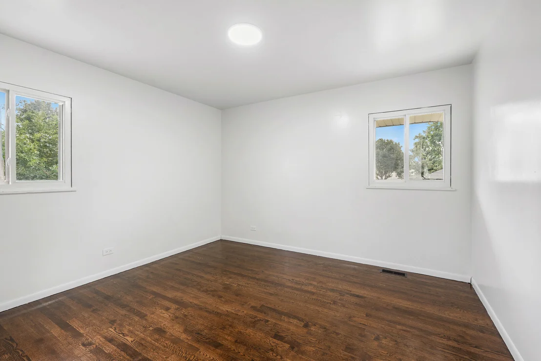 Photo of 669 White Pine Road