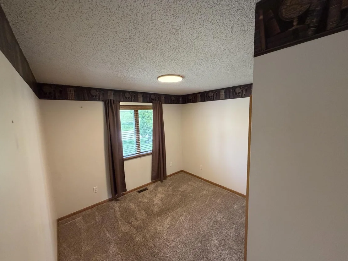 Photo of 29 Shoreline Drive